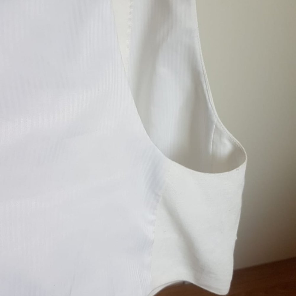 Women's White Waistcoat - Picture 6 of 7
